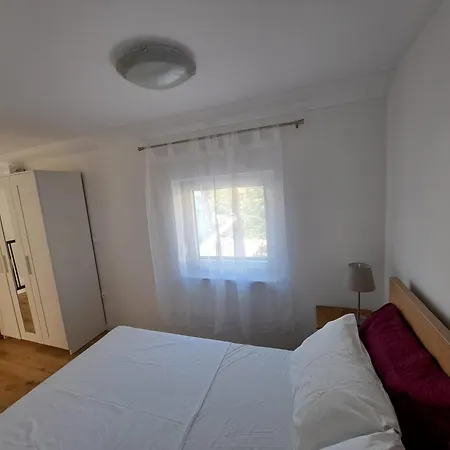 Sylvia Apartment
