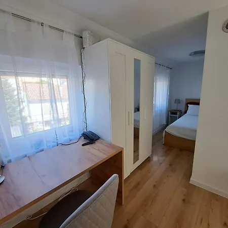 Sylvia Apartment